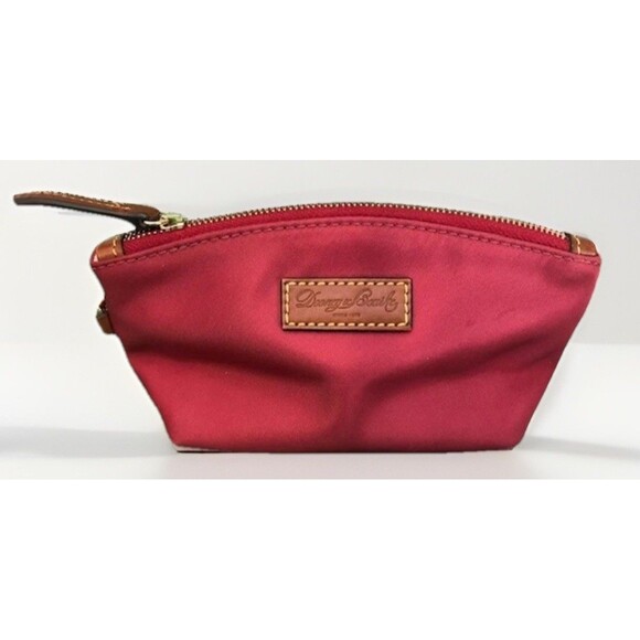 Dooney and Bourke Wayfarer Nylon Zip Top Make Up Cosmetic Bag Red - Picture 1 of 4